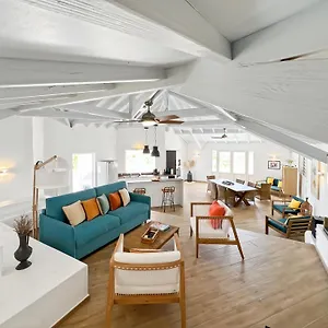 Mallory, 3 Bedrooms, Private Pool And Ocean View Villa Quarter of Orleans