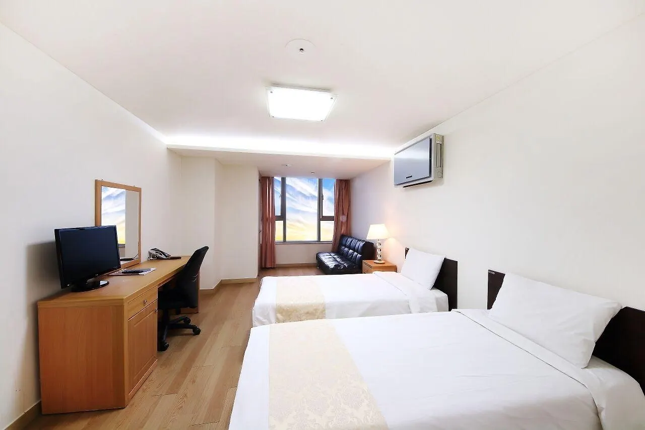 Hyundai Residence Seoul 0*,